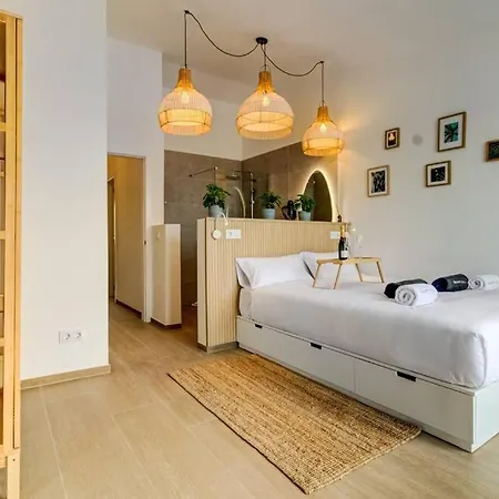 Boutique Of The Sea *